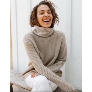 Jenni Kayne Cashmere Turtleneck Sweater Tan  Sz M